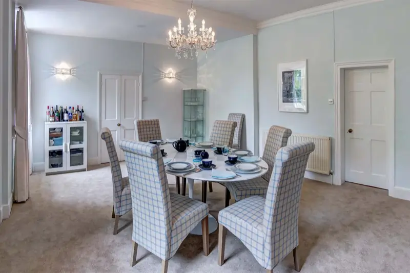 Lingwood Hall dining room detail